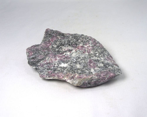 Unikat Eudyalith Rohstein