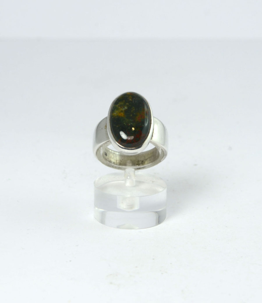Unikat Ring Heliotrop Oval 17x11 mm