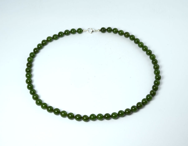 Unikat Nephrit Jade Kugelkette 8 mm