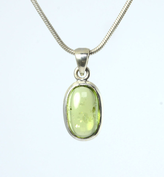 Unikat Anhänger Peridot Oval 14x8 mm