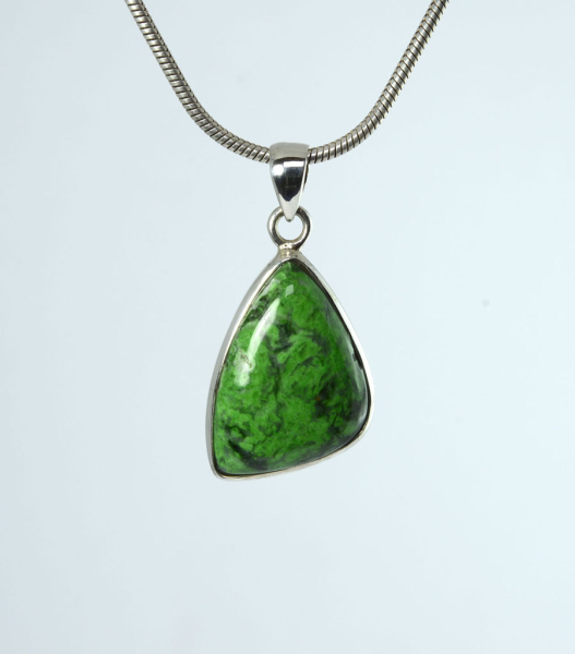 Unikat Anhänger Jade Maw-Sit-Sit Free 26x18 mm