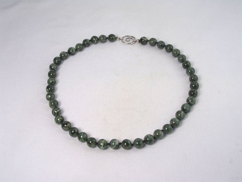 Unikat Jadeit Kugelkette 10 mm